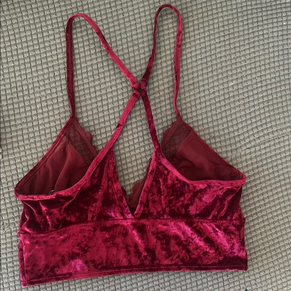 A2 By Aerosoles Red and Cream Lace Bras - Picture 3 of 8